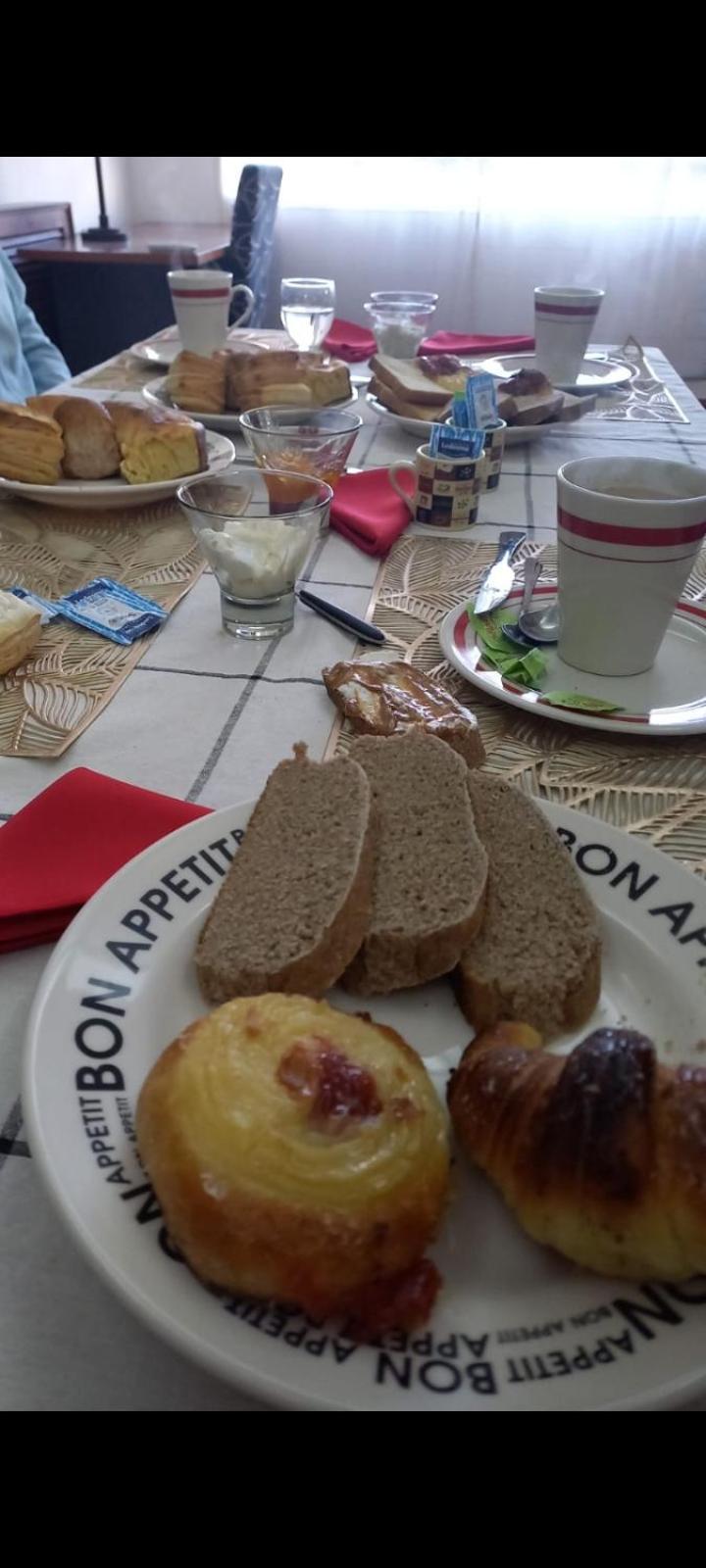 Ezeiza Bed And Breakfast ภายนอก รูปภาพ